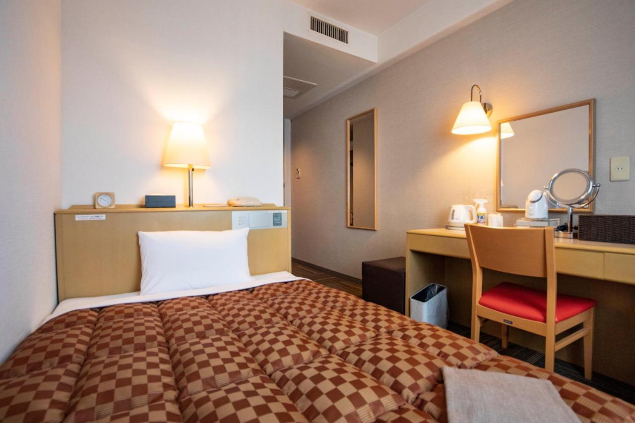 Court Hotel Mito Room photo